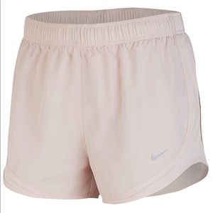 Nike Womens Tempo Dri-Fit Short